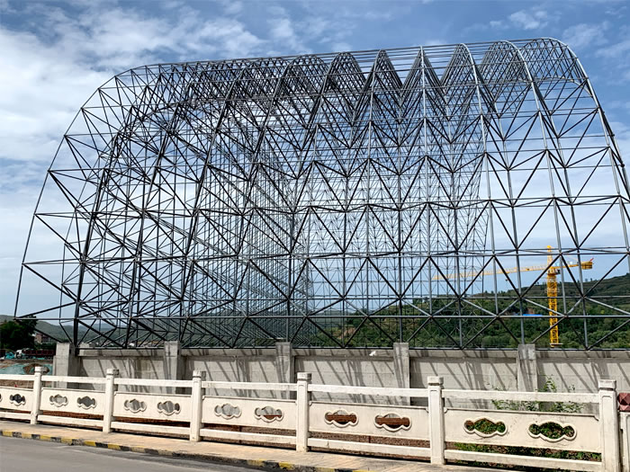 滕州山寨矿储煤棚网架