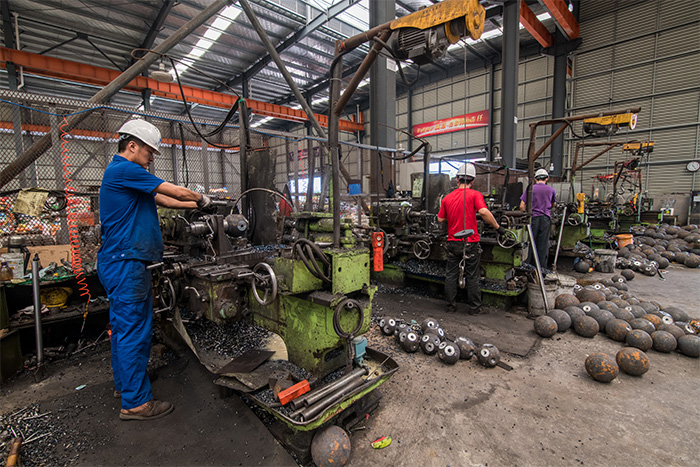 滕州网架配件车间